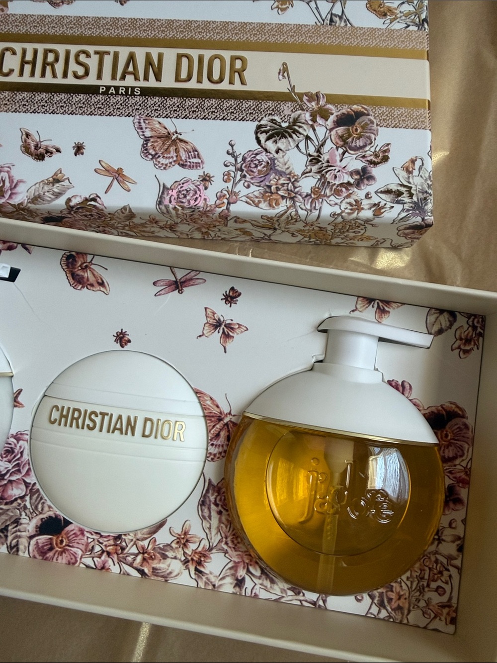 Dior J'adore Bath & Body Gift Set New With White Gift Bag AMAZING - Picture 3 of 4